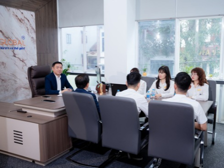 Đội ngũ Minh Việt Logistics